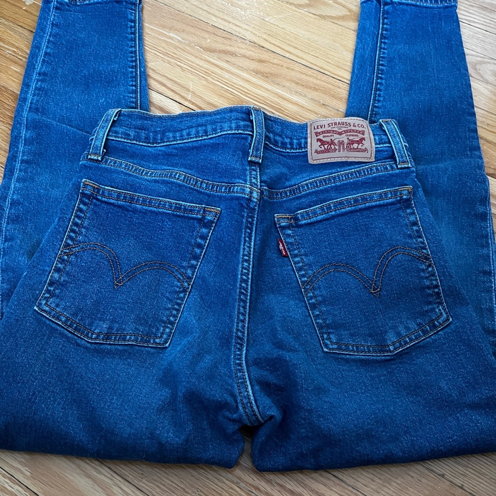 Levi’s wedgie Skinny Jeans